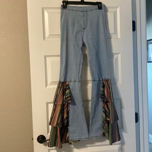 Fashion express Aztec flare jeans size medium